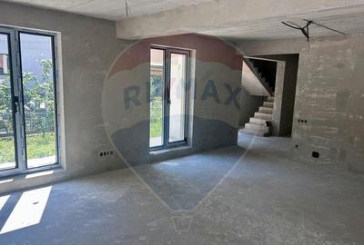 Casa noua de vanzare in zona Parcul Mare (Regina Maria) Casa noua de vanzare in zona Parcul Mare (Regina Maria) - 6