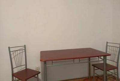 Garsonieră decomandată în Badea Cârțan