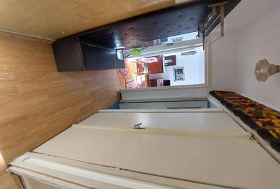 Apartament cu 3 camere semidecomandat în Central - 4