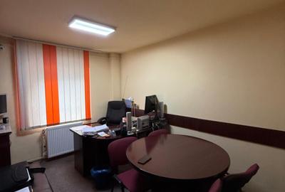 Apartament cu 4 camere decomandat, mobilat în Scriitorilor - 11