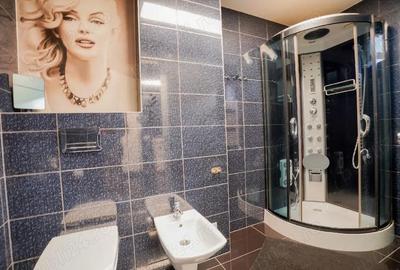 Apartament cu 3 camere semidecomandat în Central - 1