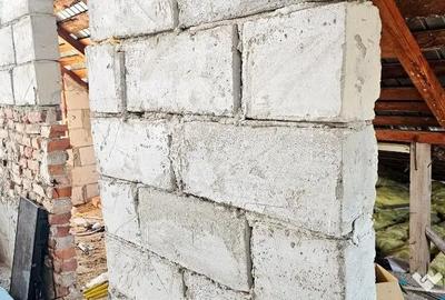 Casă cu 5 camere cu Teren 1407 Mp în Girov - 7