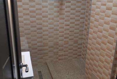 Apartament cu 3 camere decomandat în Valea Aurie