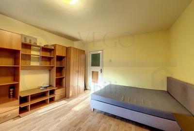 Garsonieră semidecomandată, mobilată în Mărăști