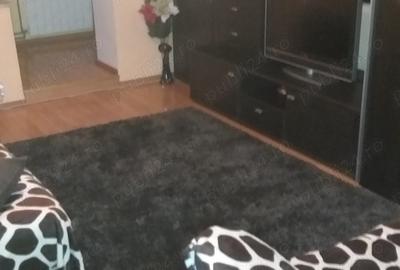 Vand apartament predeal (centru)ap.este renovat de 2 zile - 1