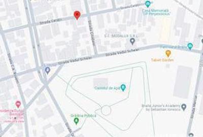 Casă cu 3 camere cu Teren 176 Mp în Central - 1