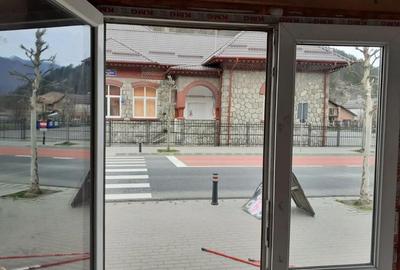 Apartament cu 3 camere decomandat în Central - 2