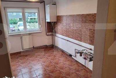 Apartament cu 4 camere în Micălaca - 2