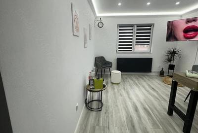Garsonieră decomandată în Central - 9