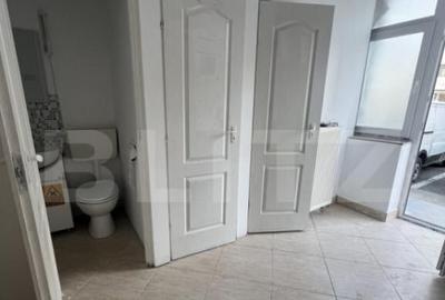 Spa?iu comercial ultracentral 60 mp, vitrina stradala - 2