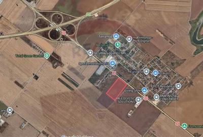 Teren de 50000 mp, în Sud