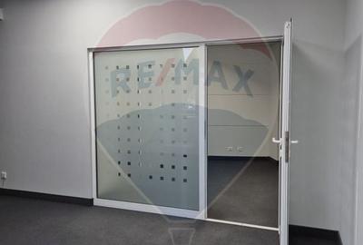 Birou, de 47.180000305176 mp, în Centrul Bancar - 3