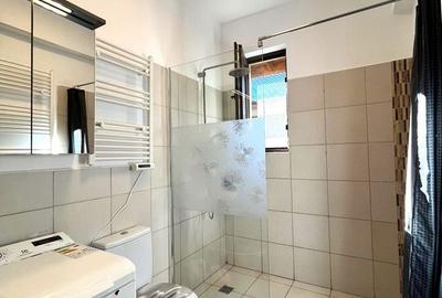 Casă cu 4 camere cu Canalizare în Balotești - 1