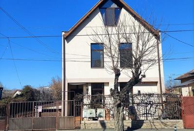 Casă cu 3 camere în Dosu Bricii - 1