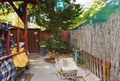 Casu?a cu anexe de vanzare pe ?trandul Neptun - 2