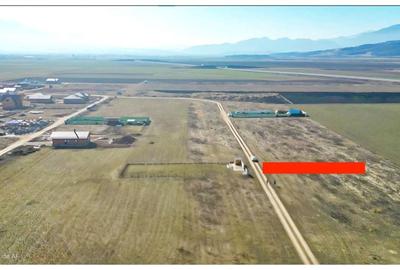 Parcela construibila-641mp/ vedere panoramica/pozitie avantajoasa- A3 - 3