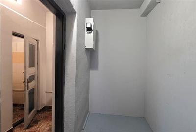 Zona Vlahuta - spatiu comercial - 8