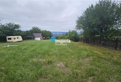 Teren Construcții extravilan de 1500 mp, în Bucium