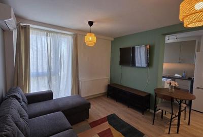 Apartament cu 2 camere decomandat, mobilat în Tei