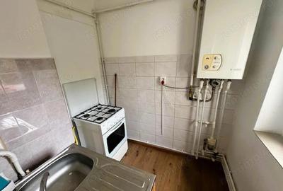 Apartament 2 camere decomandat etaj 1 - 4