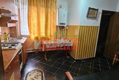 INCHIRIERE APART 3 CAMERE CENTRU - 1