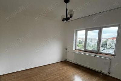 Inchiriez apartament cu 2 camere - 1