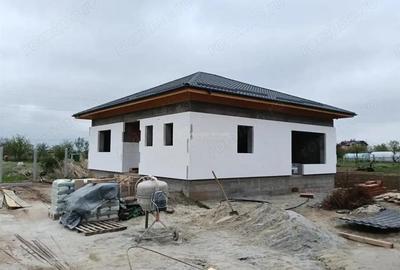 Casa individuala-3 camere-Toate utilitatile-Asfalt-STB-Mutare rapida - 1