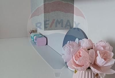 Casă cu 3 camere cu Teren 878 Mp în Central - 2