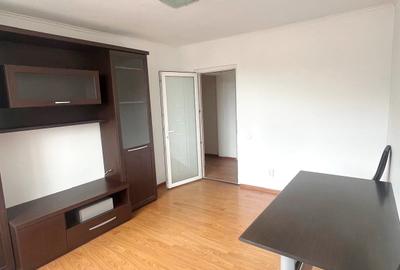 Apartament cu 3 camere semidecomandat, mobilat în Central - 3