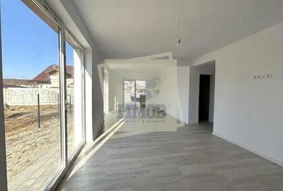 Casa de tip duplex cu 4 camere si garaj in zona Calea Cisnadiei - 2