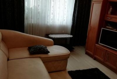 Apartament cu 2 camere semidecomandat în Buziașului