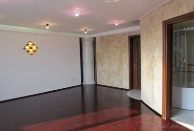 Cartier Herăstrău, Vilă, 10 camere, confort lux, Curte, Sală de Sport - 1