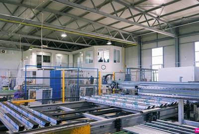 Spațiu industrial, de 1,950 mp, în Central - 3