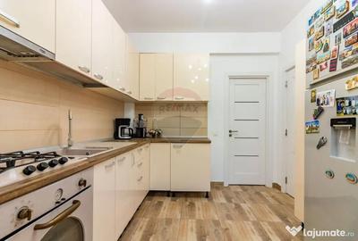 Casă cu 5 camere cu Teren 218 Mp în Dudu - 16