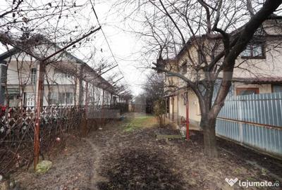 Casă cu 3 camere cu Teren 1783 Mp în Central - 2
