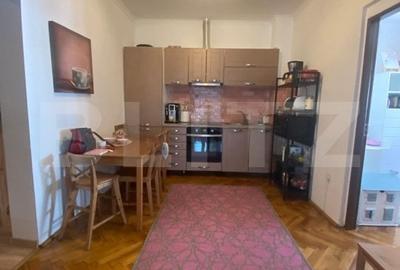 Doua apartamente la casa de vanzare, cu 3 camere, 90 mp, zona centrala - 3