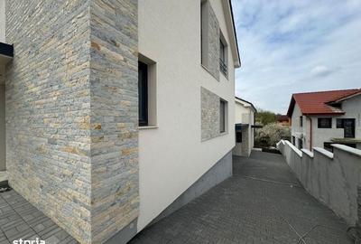 Casă cu 4 camere decomandat în Sânnicoară - 5