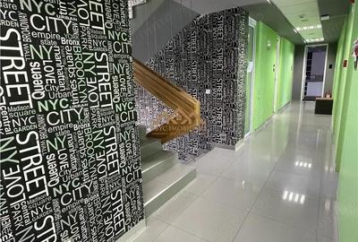 Spațiu comercial, în Central - 4