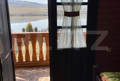 Cabana deosebita in Campenesti - un refugiu modern cu priveliste superba la lac Cabana deosebita in Campenesti - un refugiu modern cu priveliste superba la lac - 9