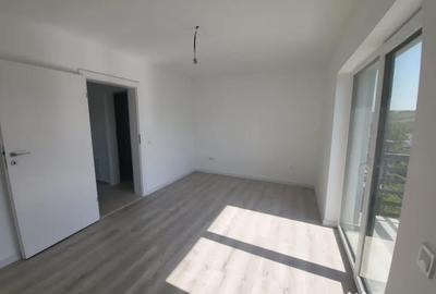 Casă cu 4 camere cu Teren 300 Mp în Hlincea - 5