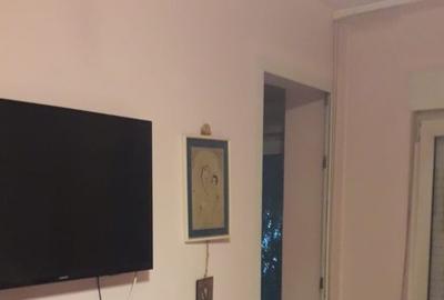 B-Dul Alexandru Obregia,bl.reabilitat, et.1/9,geam la baie,Liber - 2