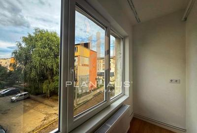 Etaj 2 ,decomandat 2 camere ,55 mp, renovat integral - 4