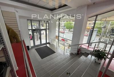 Spațiu comercial, de 346 mp, în Ultracentral - 6