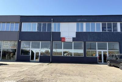 Spațiu comercial, de 530 mp, în Central - 3