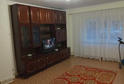 Închiriere apartament 3 camere - 5