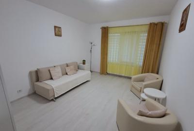 Apartament cu 2 camere semidecomandat, mobilat în Florești