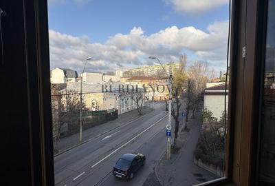 Apartament cu 2 camere decomandat în Mărășești - 3