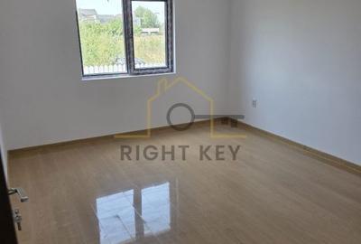 Casă cu 3 camere cu Teren 250 Mp în Clinceni - 5