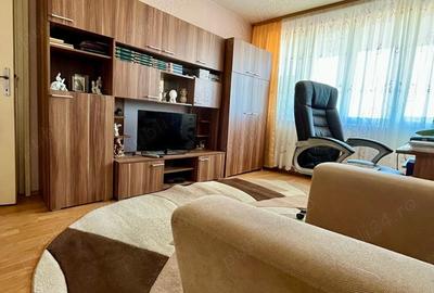 Apartament de vanzare, 2 camere, balcon, Sibiu, zona Hipodrom, Aleea Streiu Apartament de vanzare, 2 camere, balcon, Sibiu, zona Hipodrom, Aleea Streiu - 1