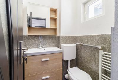 Apartament cu 3 camere decomandat în Sebastian - 4